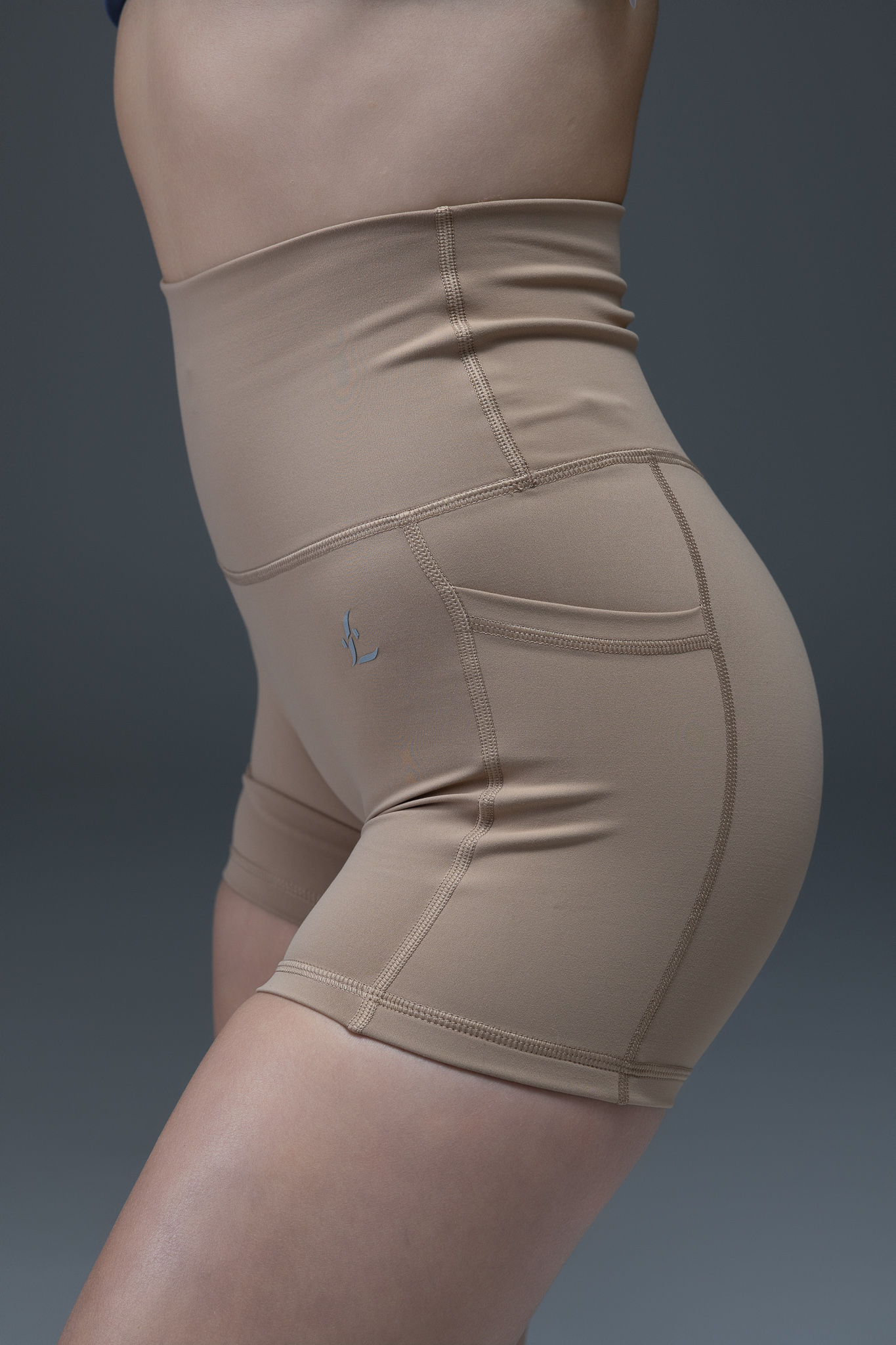 Aura Short
