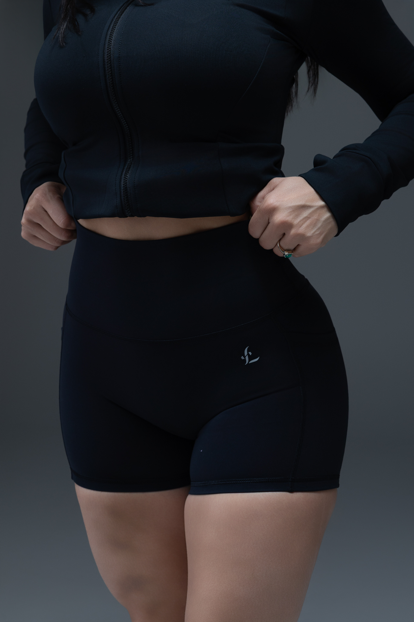 Aura Short