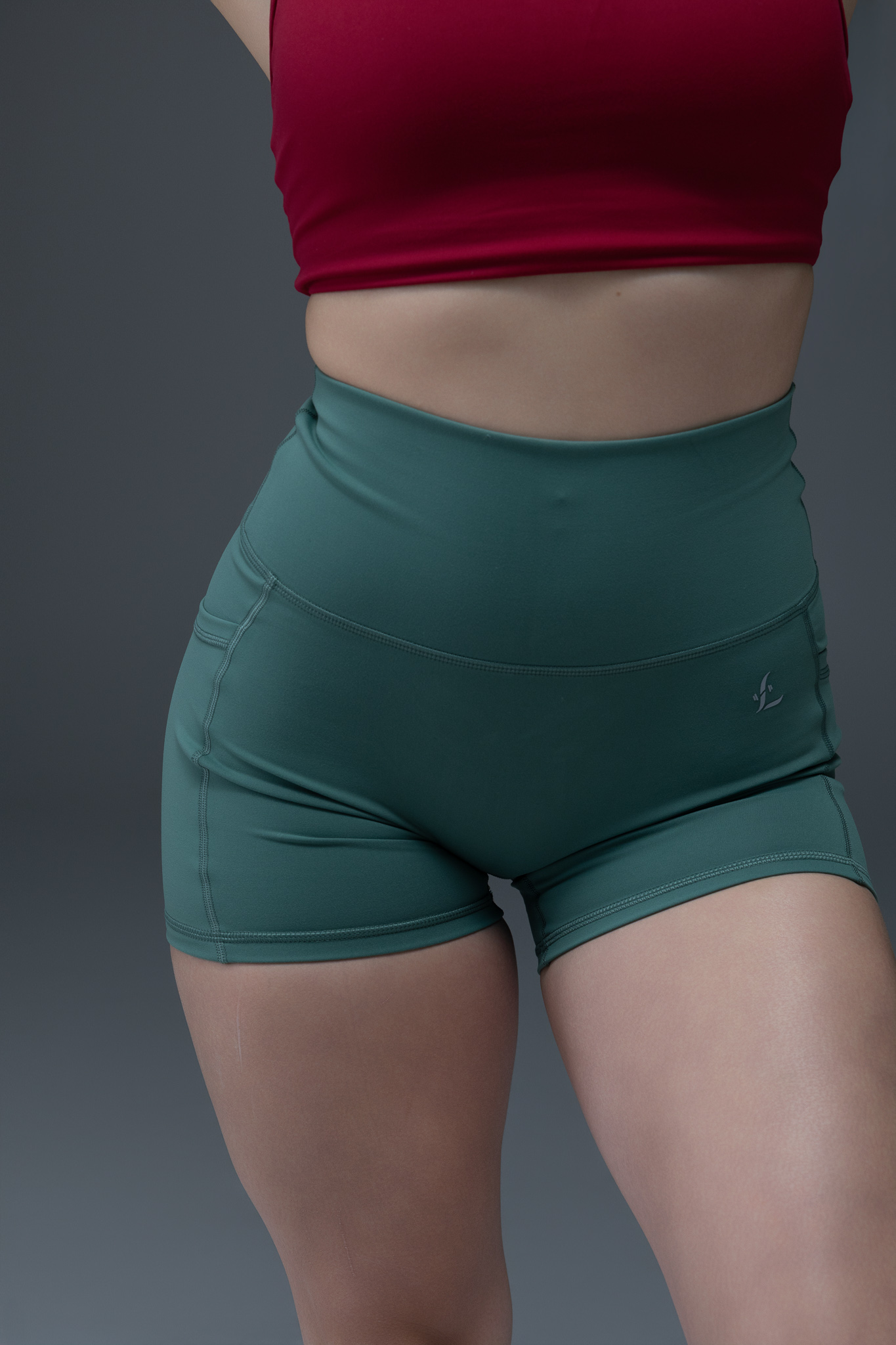 Aura Short